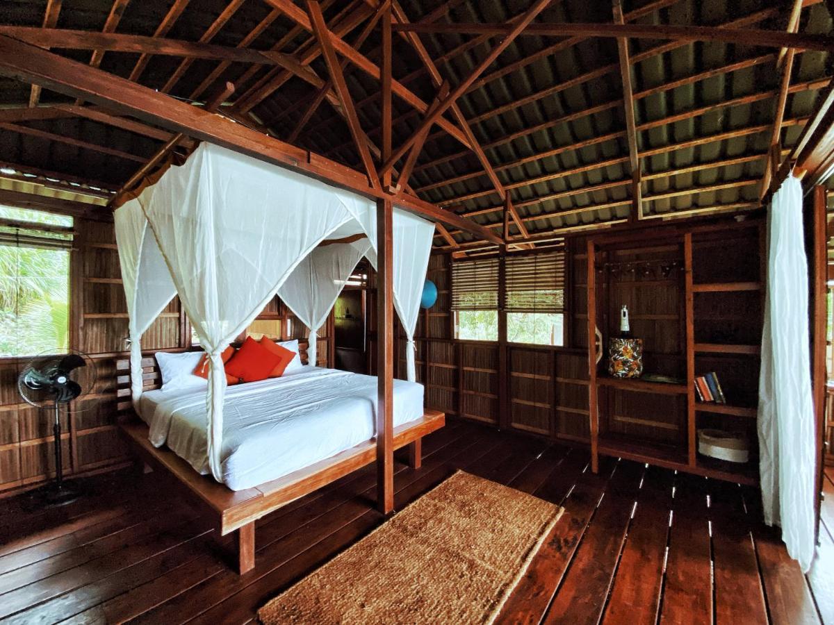 Raja Ampat Eco Lodge Tapokreng ภายนอก รูปภาพ