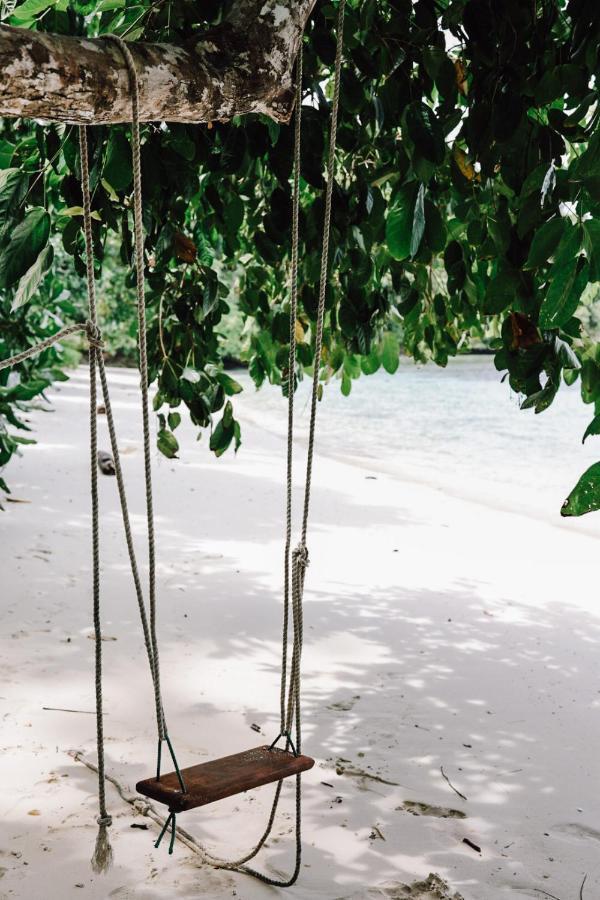 Raja Ampat Eco Lodge Tapokreng ภายนอก รูปภาพ