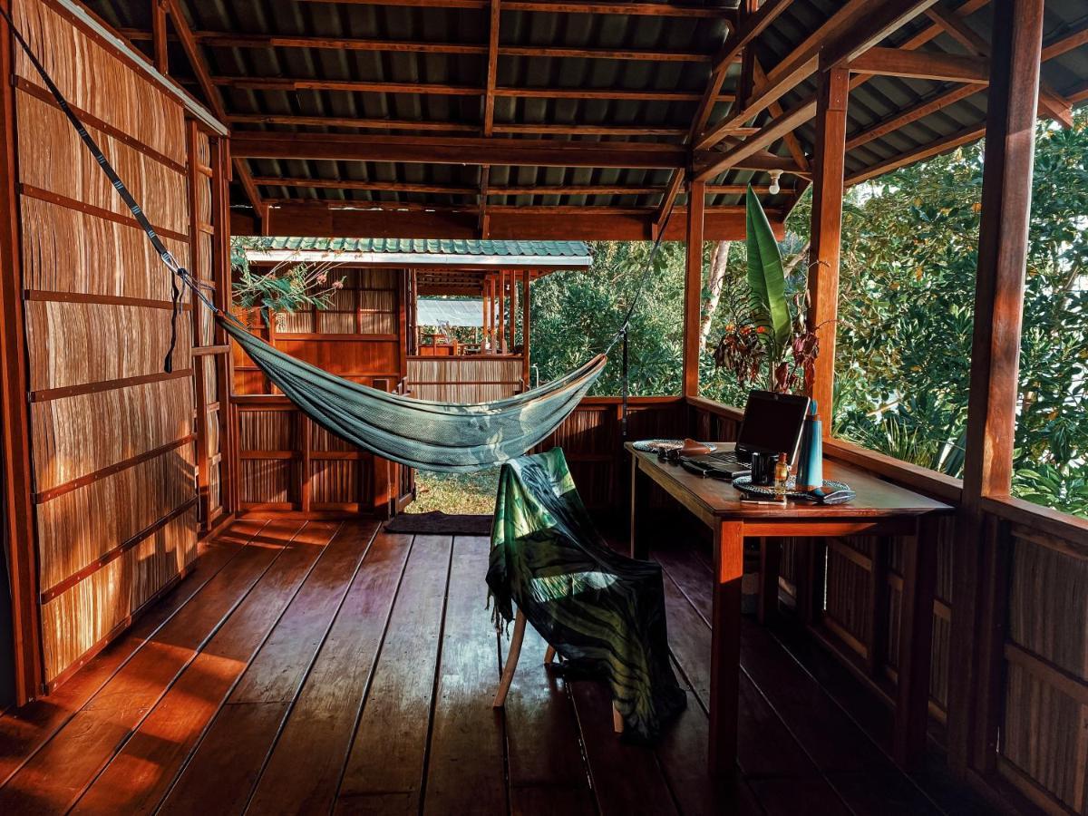 Raja Ampat Eco Lodge Tapokreng ภายนอก รูปภาพ