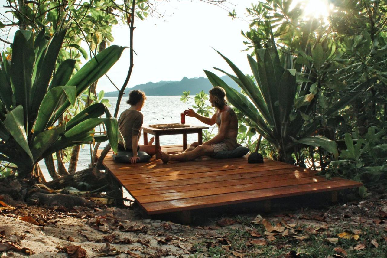 Raja Ampat Eco Lodge Tapokreng ภายนอก รูปภาพ