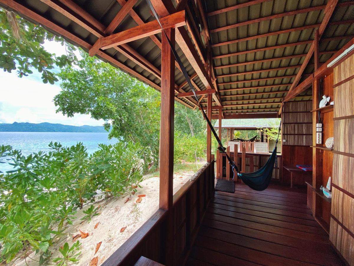Raja Ampat Eco Lodge Tapokreng ภายนอก รูปภาพ